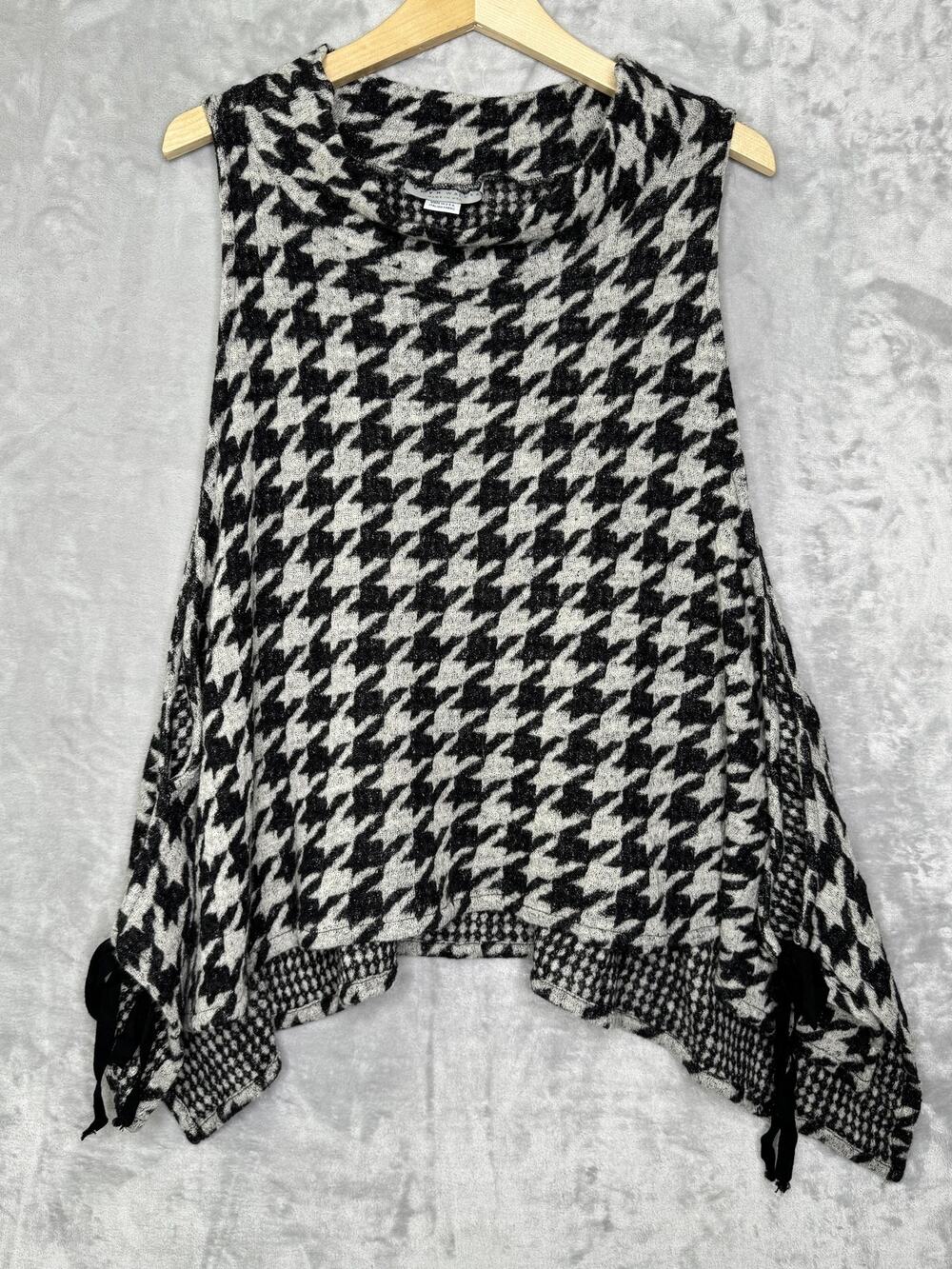 Bryn Walker Sweater Vest Womens One Size Black White Houndstooth Cowl Neck Bow
